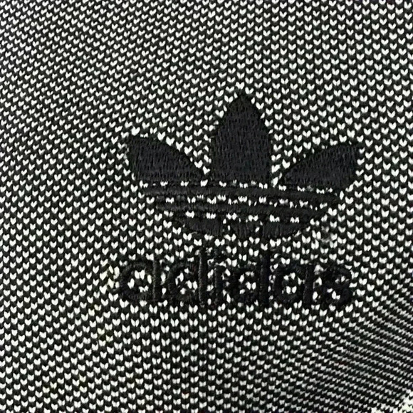 Adidas Women's Graphic Tee, Short Sleeves (476) - Picture 10 of 12